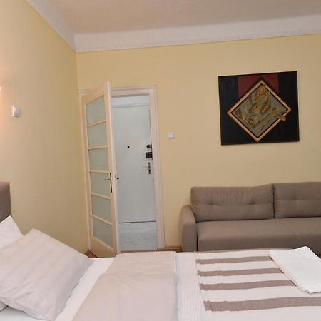 Apartment Nikola Белград Екстер'єр фото