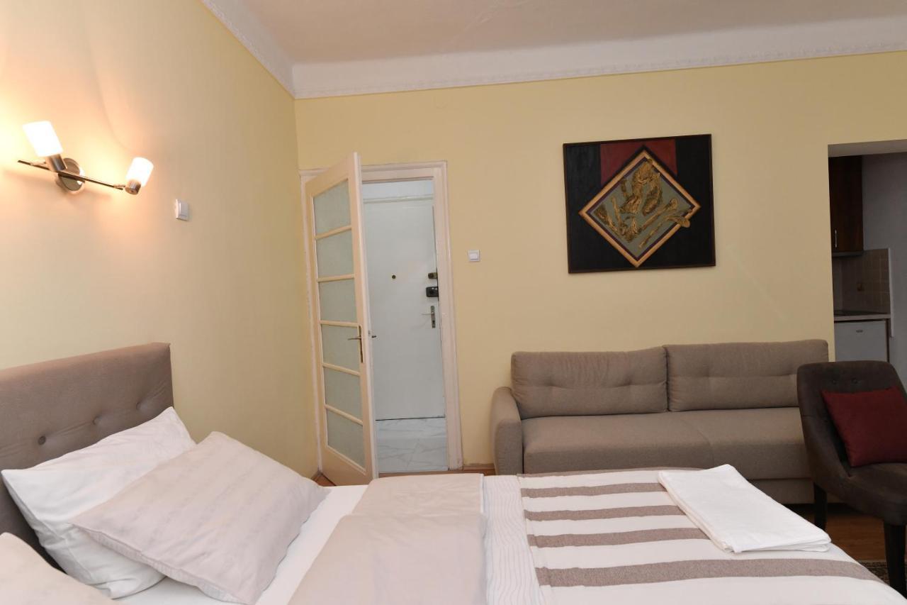Apartment Nikola Белград Екстер'єр фото